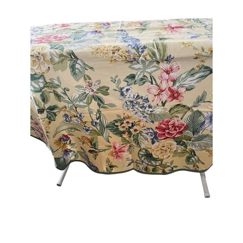 Thomasville Tablecloth 70 x 66